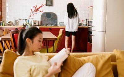 7 Tips for Surviving the Roommate From Hell